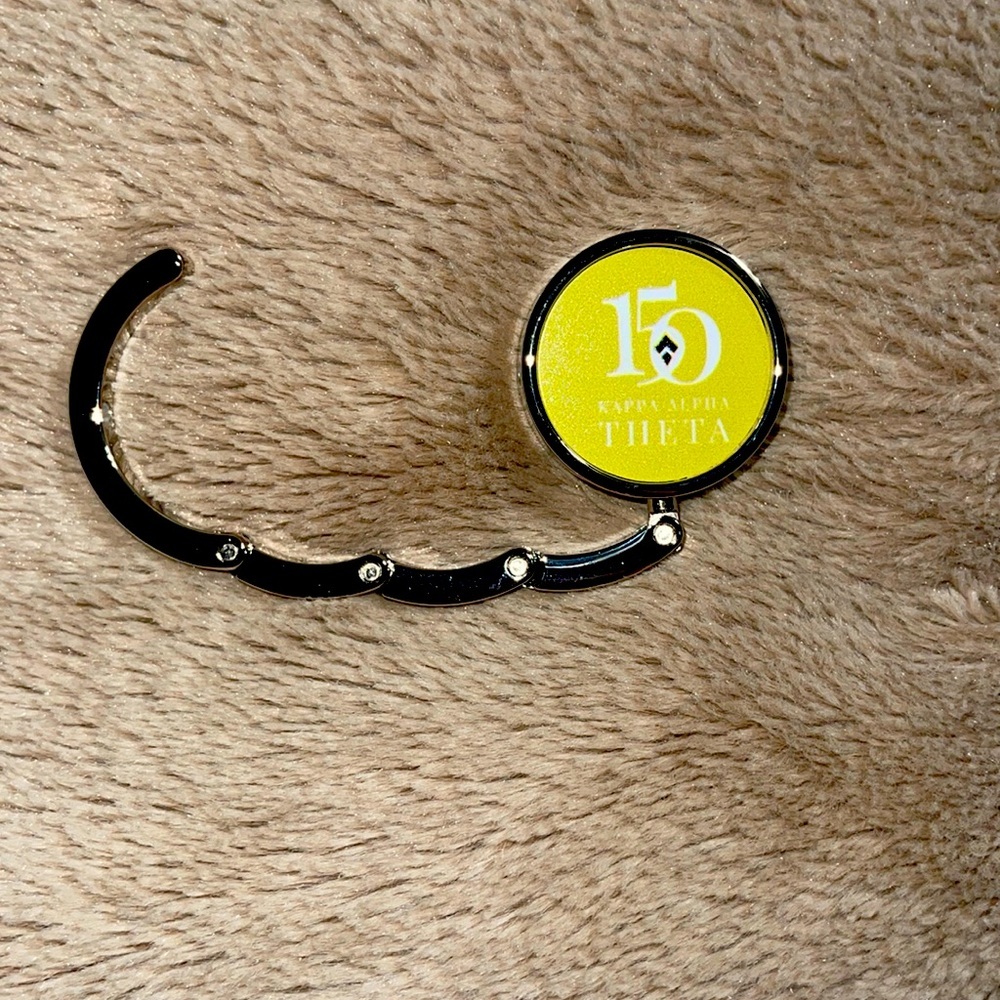 New Kappa Alpha Theta handbag hanger